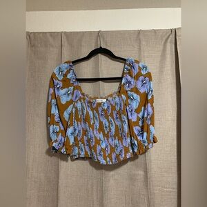 Fighting Eel | Ava Sky Top Hazel in Aloha Blooms Size Medium